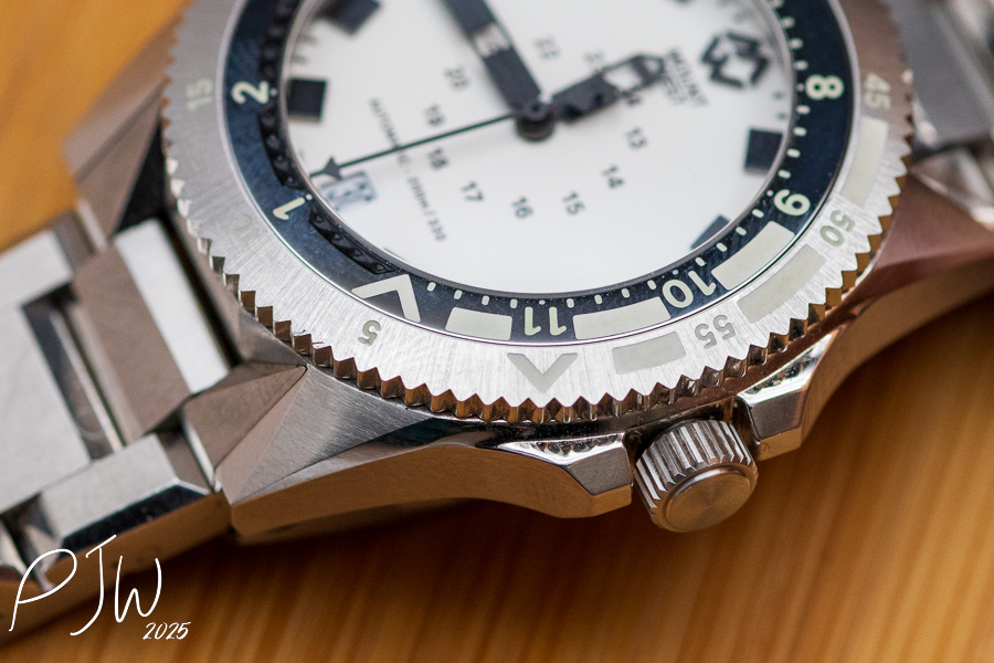 Mount West Summit Bezel 1