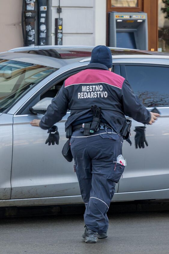 front line friday 8 the small gear that prevents lost workdays, ID 431459438 Ijordan977 Dreamstime com