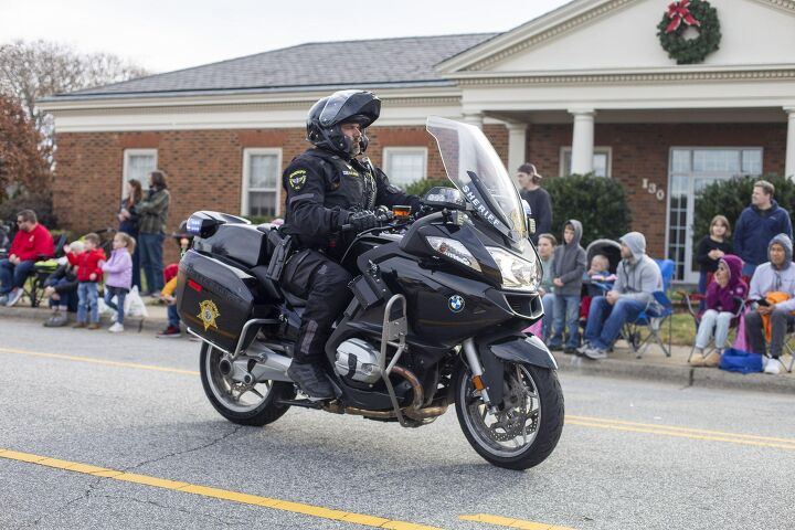 front line friday 8 the small gear that prevents lost workdays, Not all roles allow for individual gear choice Ruthahughes Dreamstime com