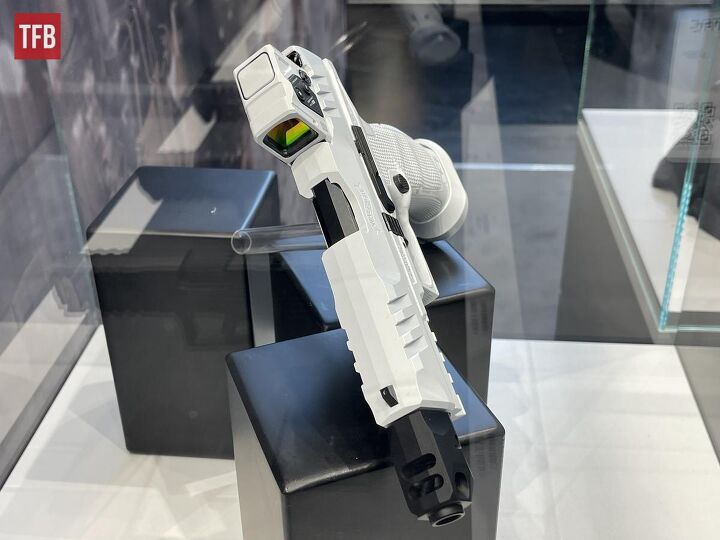 potd one of a kind walther pdp with aimpoint coa in white
