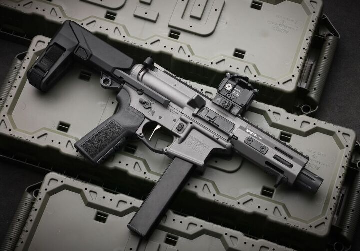 springfield armory launches saint victor 5 5 9mm pdw