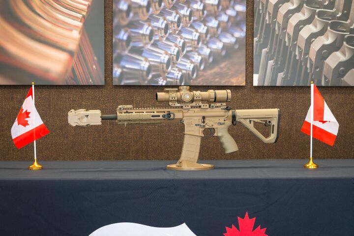 Colt Canada CMAR with Colt Optics 1-6 LPVO (Colt-CZ Group)