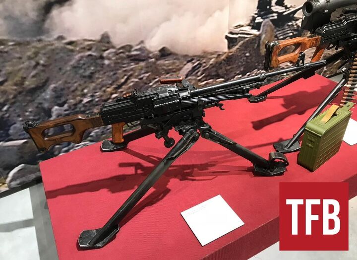 PKMS on a 6T2 Samozhenkov tripod. By Lynndon Schooler.