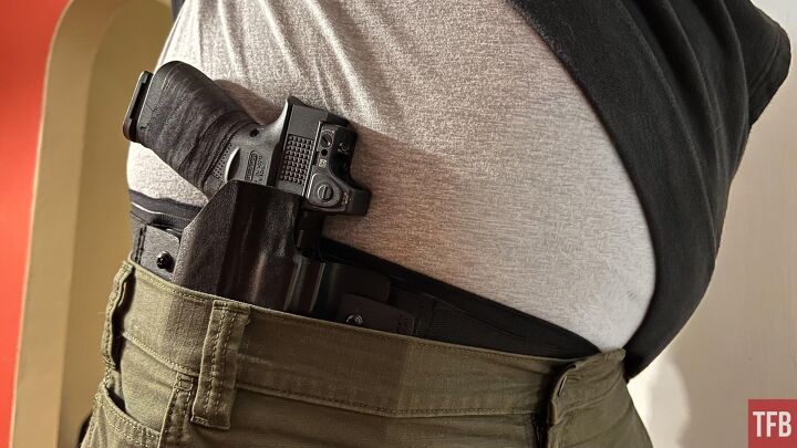 concealed carry corner best cover garments for concealment