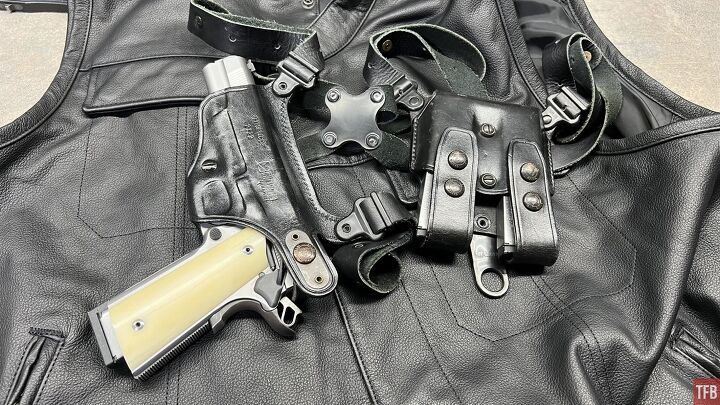 concealed carry corner best cover garments for concealment