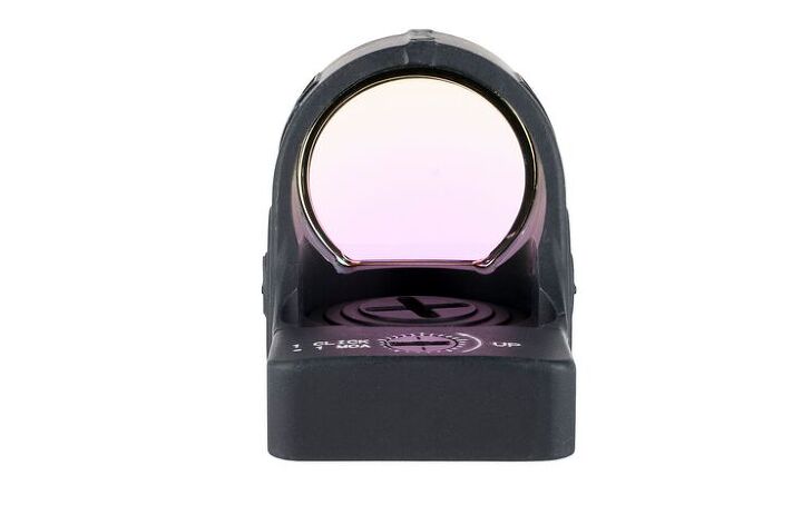 trijicon sro goes green new 2 5 moa dot in two finishes