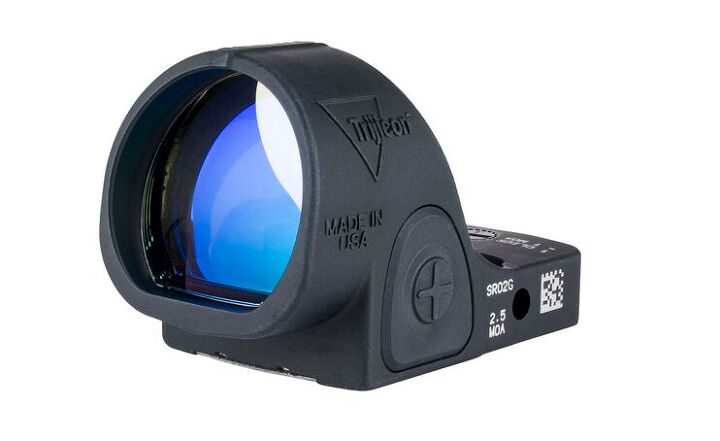 trijicon sro goes green new 2 5 moa dot in two finishes