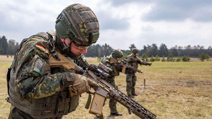 potd germany s panzerbrigade fields the new g95ka1 at grafenwhr
