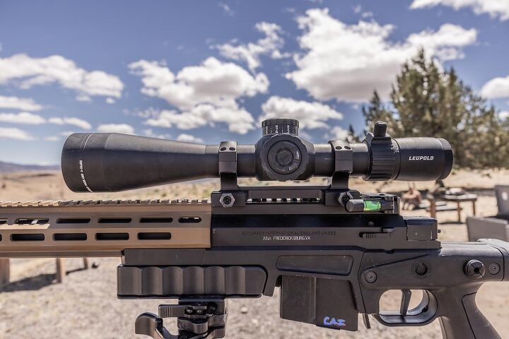 leupold adds three illuminated reticles to mark 4hd riflescope line