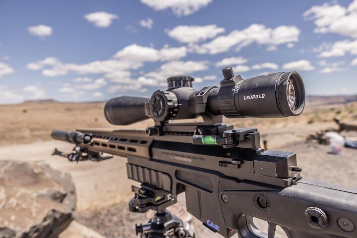 leupold adds three illuminated reticles to mark 4hd riflescope line