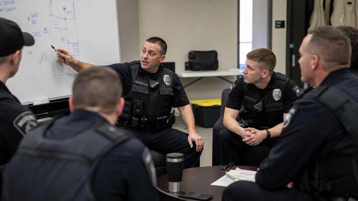 front line friday 23 after action reviews officers will actually use