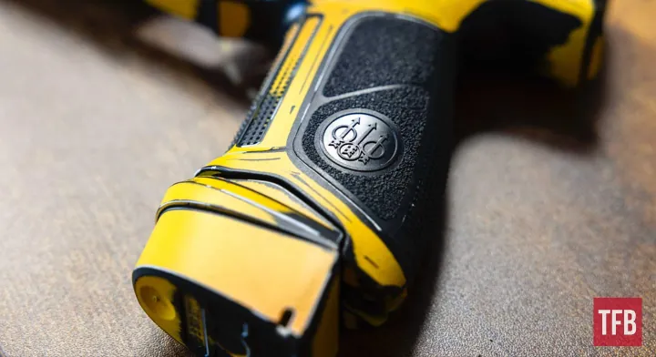 tfb review beretta apx a1 full size tac with a really bad design