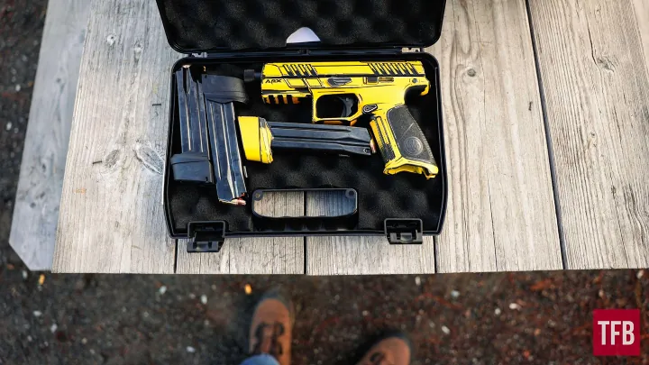 tfb review beretta apx a1 full size tac with a really bad design