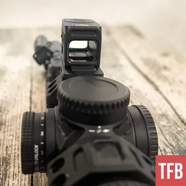 tfb review viridian weapon technologies closed emitter optics