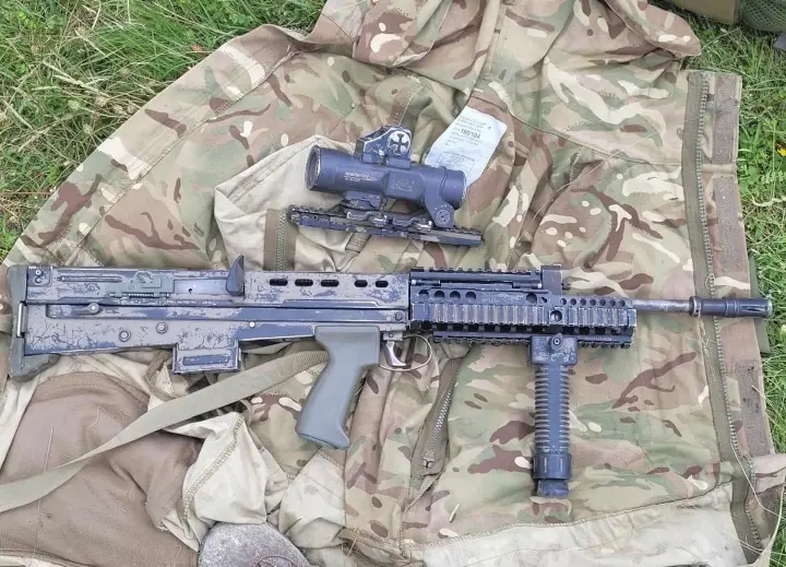 Another issue is the optics mounting solution; sometimes the optics fall off.