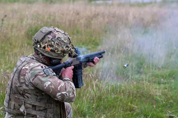 potd british army tests mossberg 590m l351a1 for drone defense