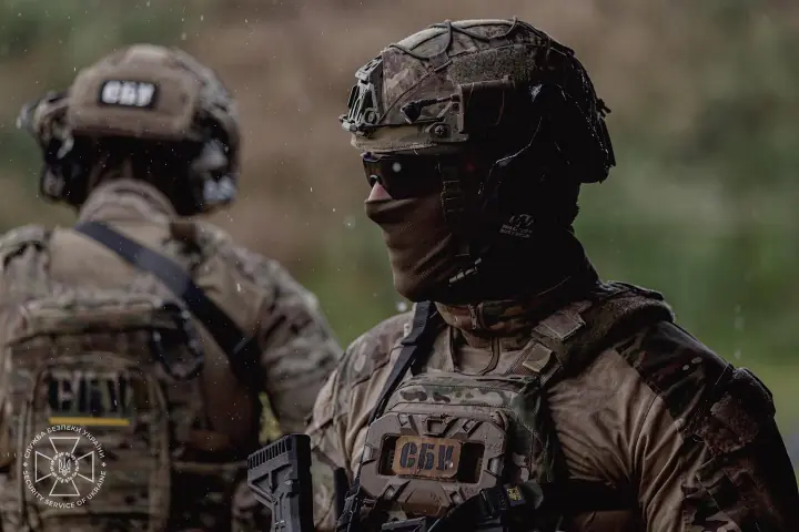 potd ukrainian security service with cz scorpion bren 2